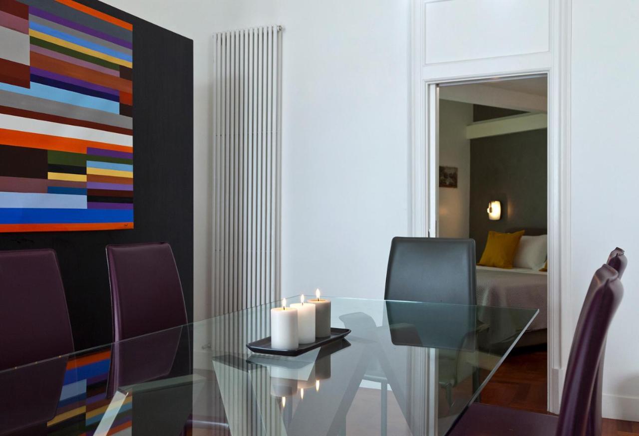 Elegant Apartment At Chiaia By Wonderful Italy Neapel Exterior foto