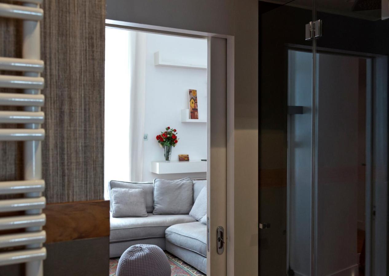 Elegant Apartment At Chiaia By Wonderful Italy Neapel Exterior foto